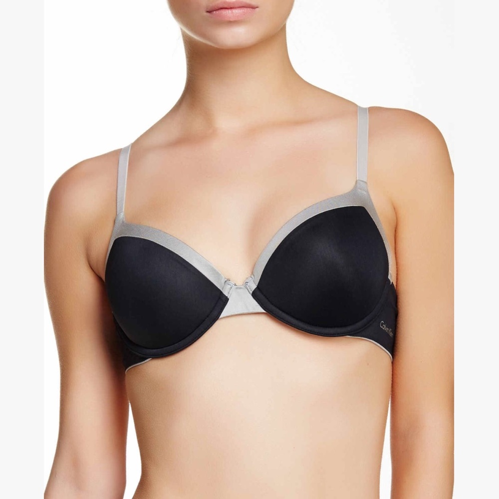 NWT Calvin Klein bra size 34C